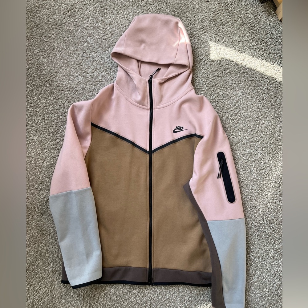 Nike Men’s Full Zip Hoodie, XL, Excellent Condition.